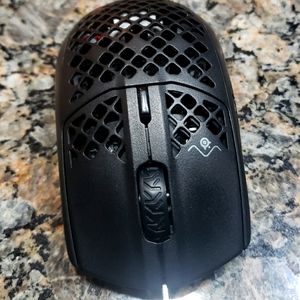 Steelseries AEROX 3 wireless gaming mouse